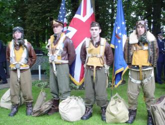 USAAF personnel in authentic WW2 uniforms